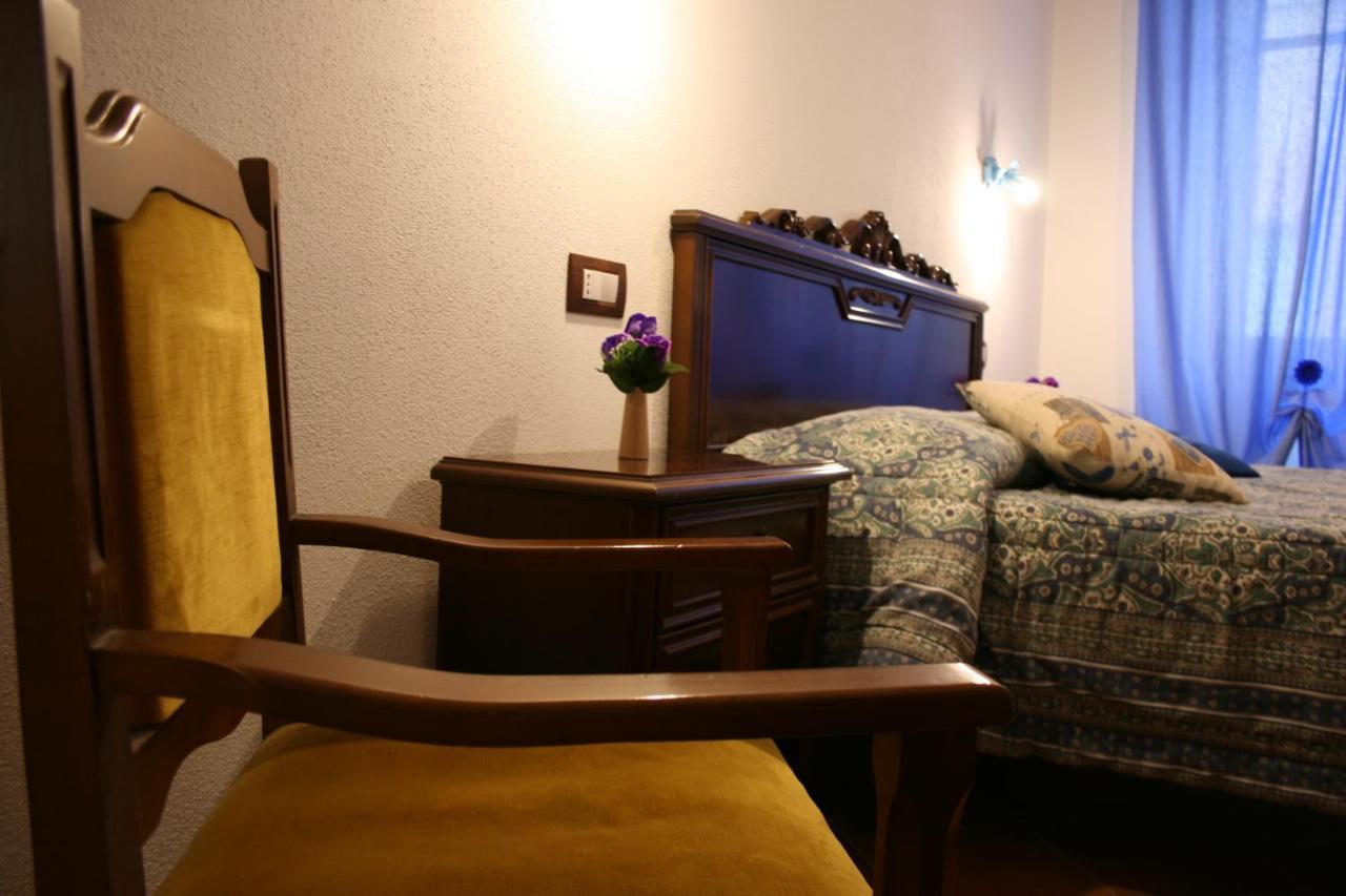 B&B Duca D'Aosta Олбия Екстериор снимка